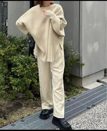 [클리닝 완료] mamu_online OVER RIB KNIT 베이지