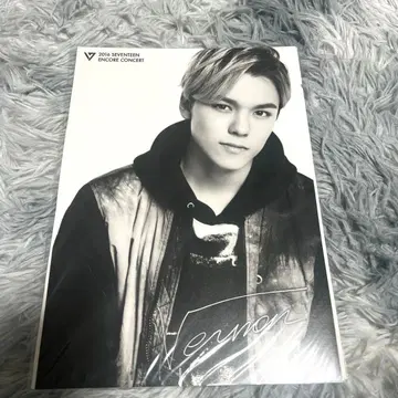SEVENTEEN 대형 포토 카드 버논