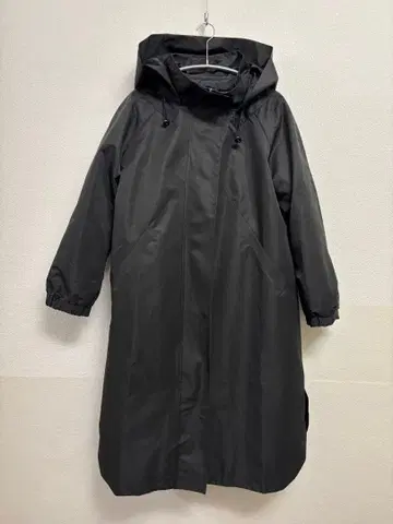 [ ZELAL ] 베이지 발수 방풍 후드 부착 모즈 코트