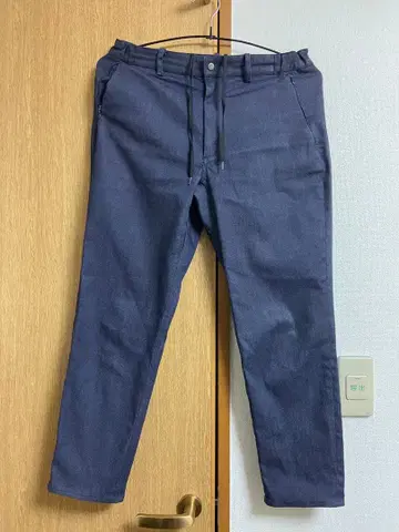 뉴발란스 데님 팬츠 사이즈 M [데미지 있음]