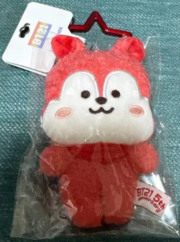 BT21 5주년 기념 레인보우 컬러 마스코트 반다이 한정 컬러 레드