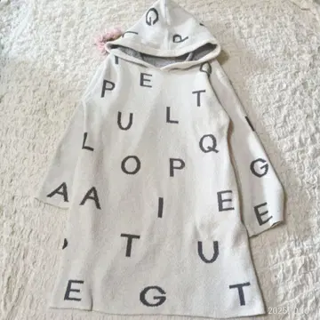 젤라또피케 자카드 파우더 총 로고 롱 후드티 룸웨어