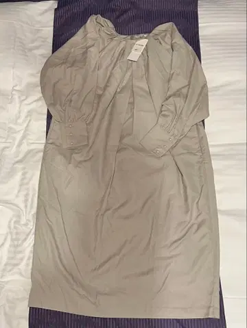 BEAMS HEART 베이지 원피스