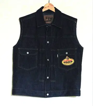 세컨드 타입 슬리브리스 데님 자켓 다운 베스트