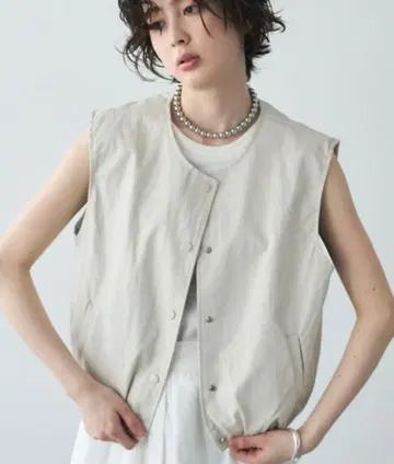 trish 비건 가죽 벌룬 베스트