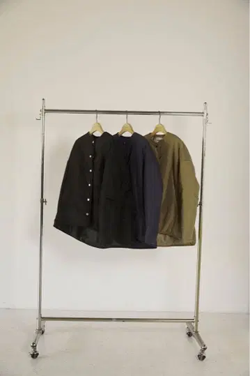 카베사 로쏘 윈도우 커프스 텐트 블루종 네이비 새상품 시착만 한 상품