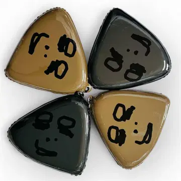 [ C&K ] 굿즈 시이케 씨 쿠션 블랙 브라운 카라비너 포함 세트