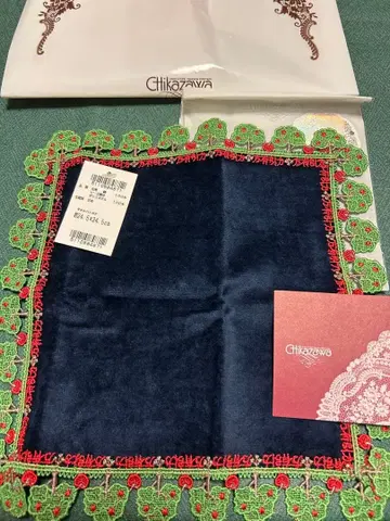 새상품 랩핑 완료 Chikazawa 레이스 자수 만유인력 완판템 네이비