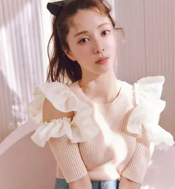 오픈 슬리브 니트 풀오버