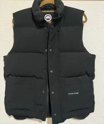 CANADA GOOSE 블랙 다운 베스트 XS