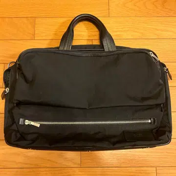 다케오 키쿠치 비즈니스 백 나일론과 가죽