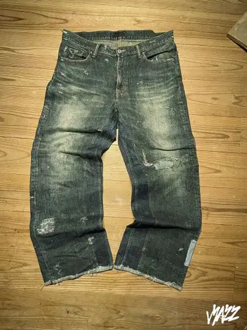 MAZZ destroyed wax denim
