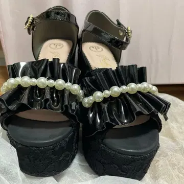 YOSUKE/요스케 통굽 백 벨트 샌들 LL 새상품