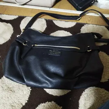 The Possibilities 숄더백 블랙