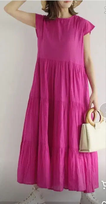 핑크 티어드 맥시 드레스