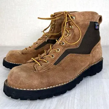 [ 고품질 ] Danner/대너 트레킹 부츠 D7009 MUGHO