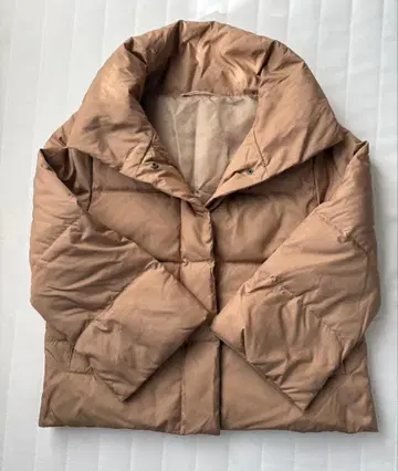 베이지 다운 자켓 7부 소매 HUMAN WOMEN