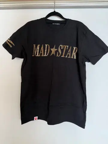 MAD STAR 블랙 T셔츠