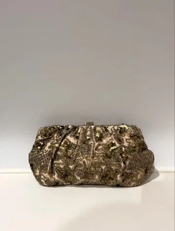 SANTI 비즈 자수 클러치백