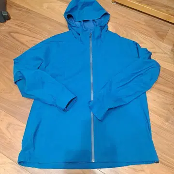 유니클로 발수 가공 점퍼