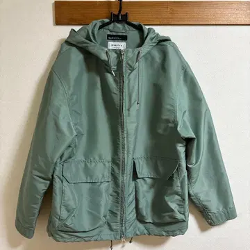 그린 레이블 릴랙싱 마운틴 후드티 그린