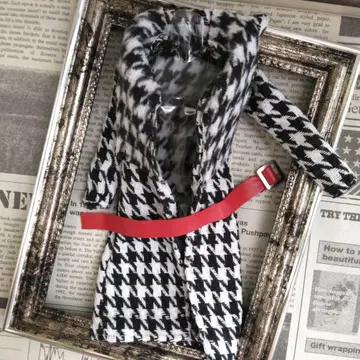 바비용 하운드 투스 코트