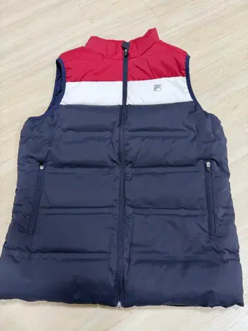 FILA 골프 다운 베스트 네이비/레드/화이트