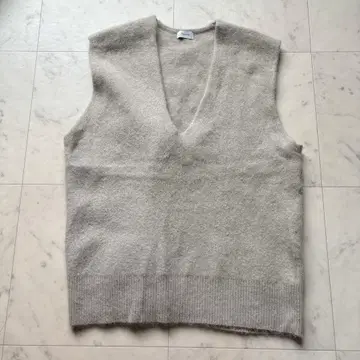 세탁 가능한 라쿤 네이비 V넥 베스트 apart by lowrys 베스트