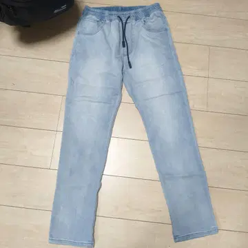 라이트 블루 데님 팬츠 S 사이즈