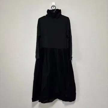 펠리시모 블랙 터틀넥 원피스 L