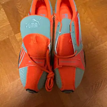 새상품 푸마 PUMA 스니커즈 오렌지