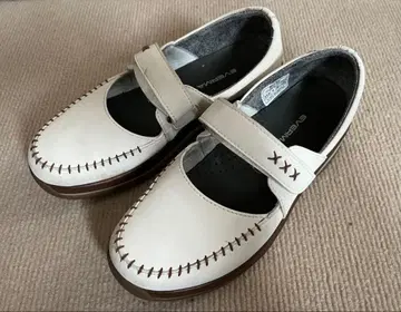 에버메이트 멜리 제인 플랫슈즈 화이트 미중고