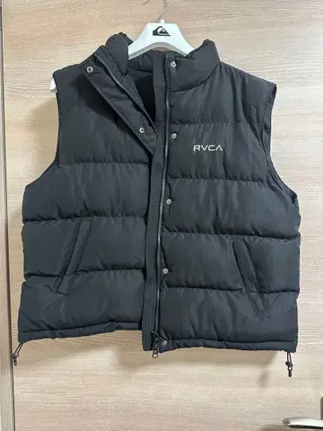 RVCA 블랙 다운 베스트 L 사이즈