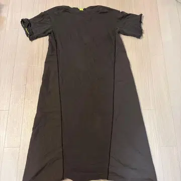 Q 카키 반팔 롱 원피스 바이컬러