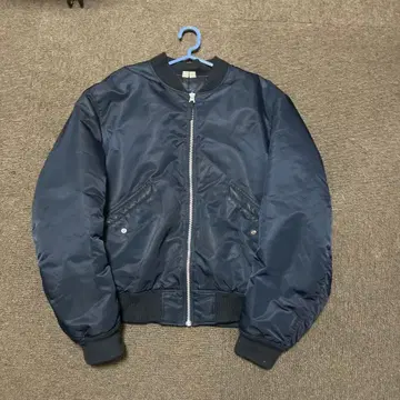 네이비 MA-1 플라이트 자켓