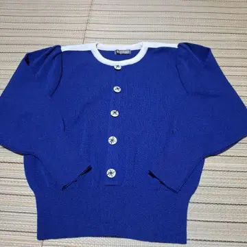 Mode Nasuka 파란색 퍼프 슬리브 니트