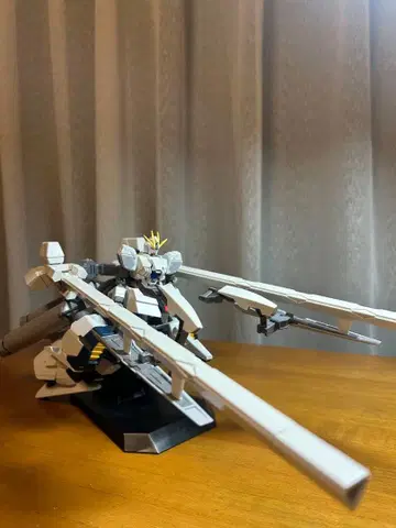 HG 1/144 내러티브 건담 A 장비