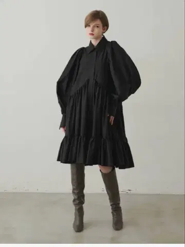 [la belle Etude] 새상품급 밑단 벌룬 볼륨 셔츠 원피스