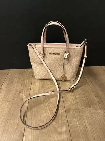 MICHAEL KORS 핑크 핸드백