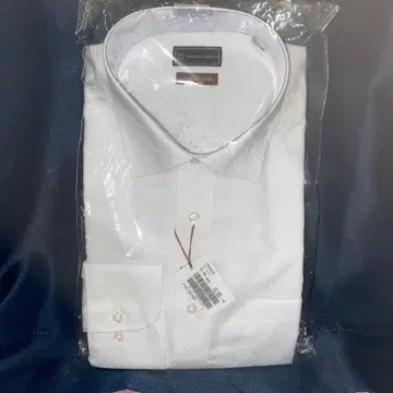 화이트 긴팔 와이셔츠 넥타이 세트