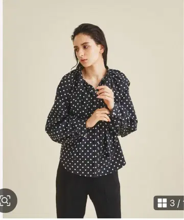 새상품 그레이스 콘티넨탈 보타이 블라우스