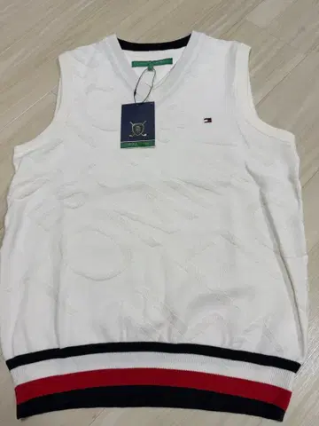 타미 힐피거 화이트 V넥 베스트