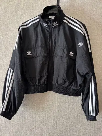 adidas 크롭 나일론 자켓