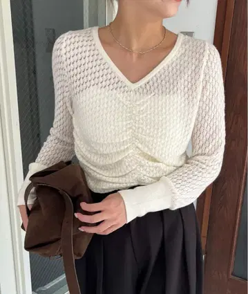 카프리슈 마쥬 기모 레이스 풀오버