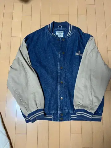 데님 바시티 자켓 베이지 소매