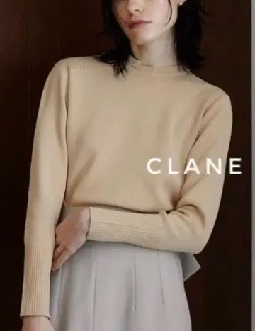 CLANE 베이직 컴팩트 니트 화이트 얇은 소재