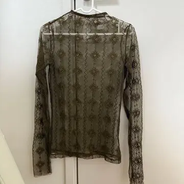 tiit 레이스 상의