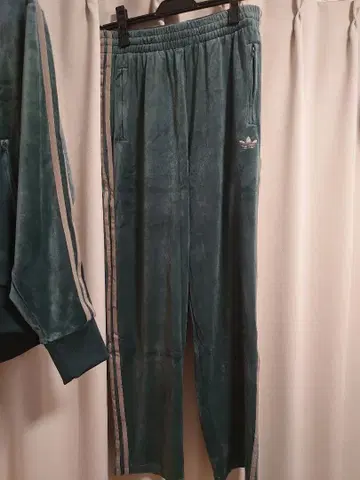 아디다스 파이어버드 트랙 팬츠 벨로아