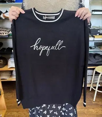 ANNA KERRY 자수 니트