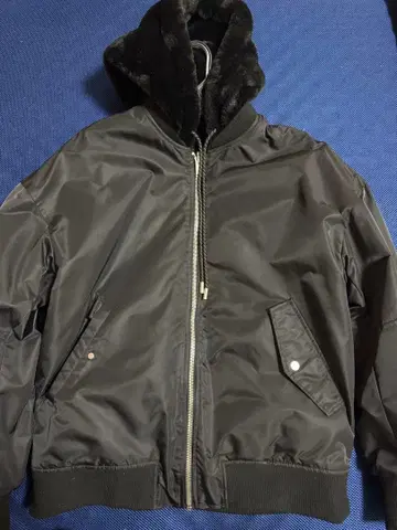 ZARA 퍼 자켓 블랙 리버서블 봄버 후드티